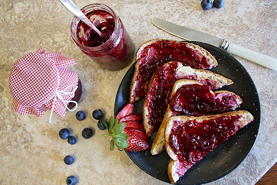 Low-Sugar Strawberry Jam